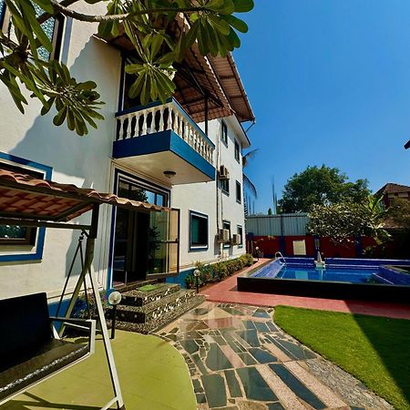 1Bhk Suites With Kitchen & Pool By Goaround Homes At Vagator Luaran gambar